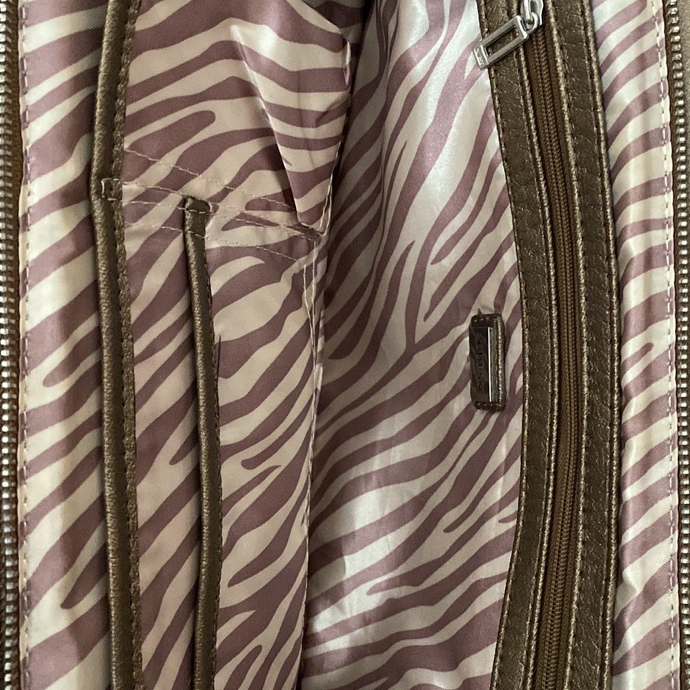 GUESS satchel - Picture 5 of 6
